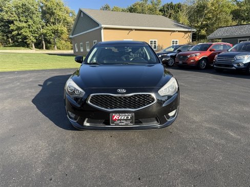 Used 2015 Kia Cadenza Premium w/ Technology Package image 2