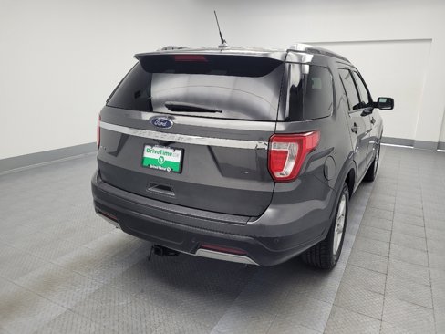 Used 2019 Ford Explorer XLT w/ Equipment Group 201A image 7