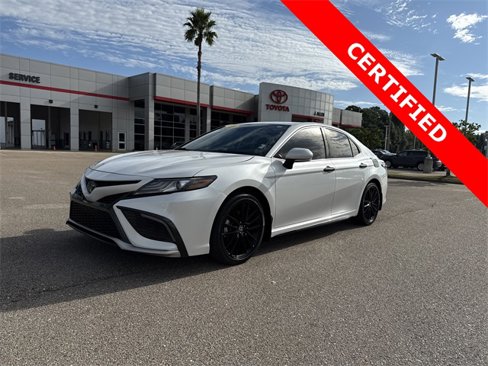 Certified 2023 Toyota Camry XSE image 1