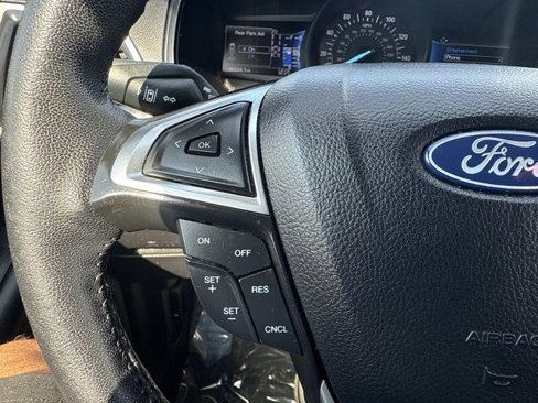 Used 2024 Ford Edge SEL image 32