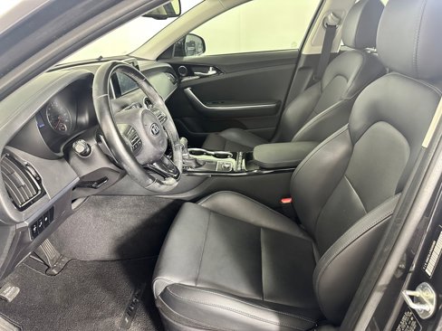 Used 2019 Kia Stinger image 5