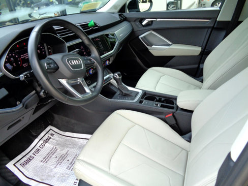 Used 2022 Audi Q3 2.0T Premium w/ Convenience Package image 10
