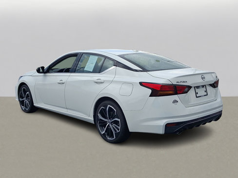 Used 2023 Nissan Altima 2.5 SR image 7