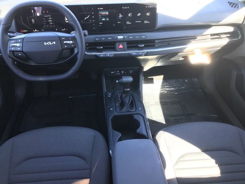New 2025 Kia K4 EX image 16