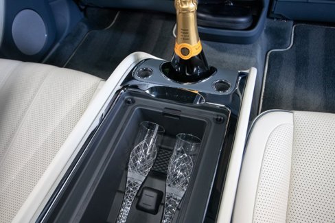 Used 2023 Bentley Bentayga Extended Wheelbase image 51
