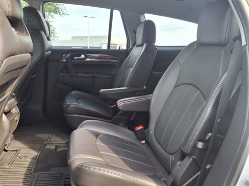 Used 2017 Buick Enclave Premium image 10