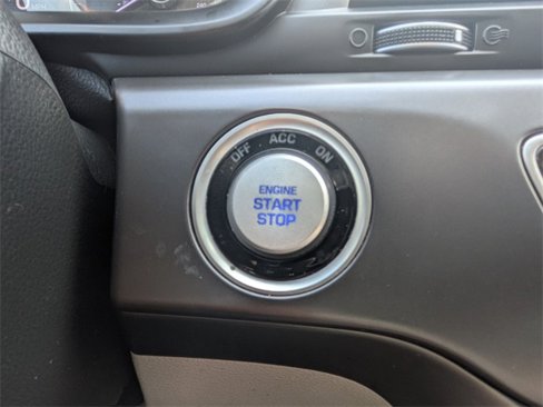 Used 2018 Hyundai Sonata Limited image 15