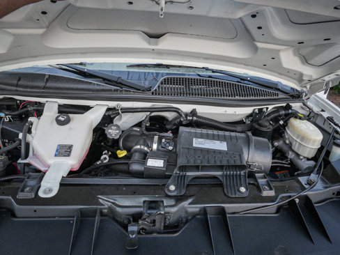 Used 2017 GMC Savana 2500 image 30