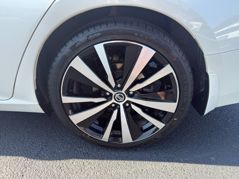 Used 2019 Nissan Altima 2.5 Platinum image 9