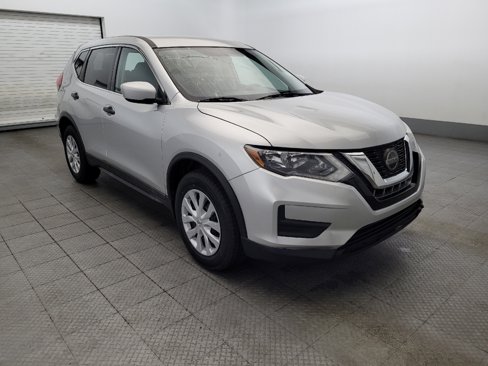 Used 2018 Nissan Rogue S image 13