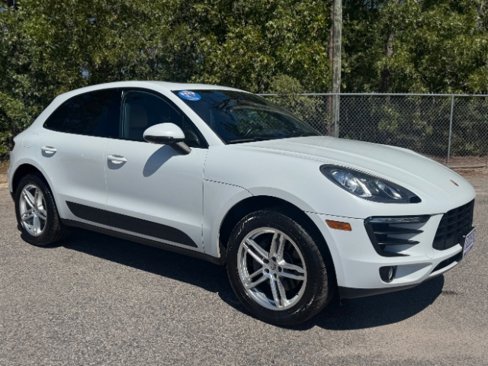 Used 2017 Porsche Macan image 18