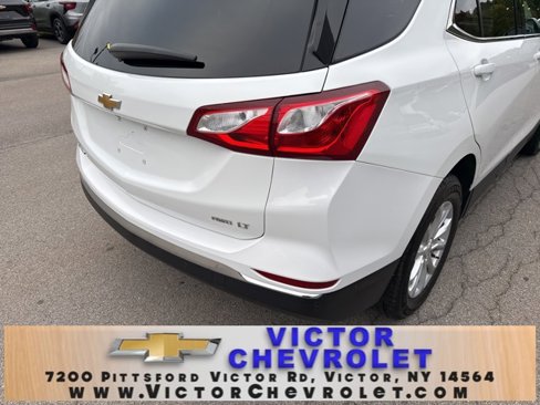 Used 2020 Chevrolet Equinox LT w/ Driver Convenience Package image 6