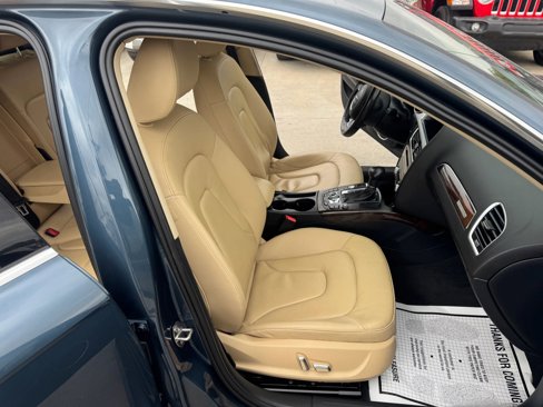 Used 2016 Audi A4 2.0T Premium Plus w/ Technology Package image 16