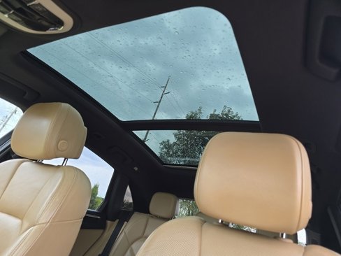 Used 2018 Porsche Macan image 3