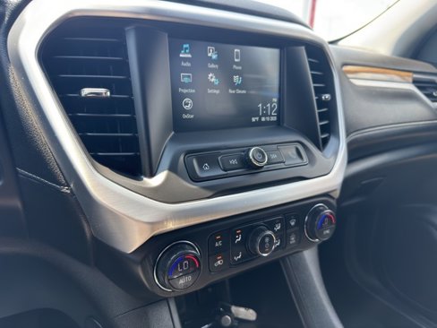 Used 2019 GMC Acadia SLE image 14