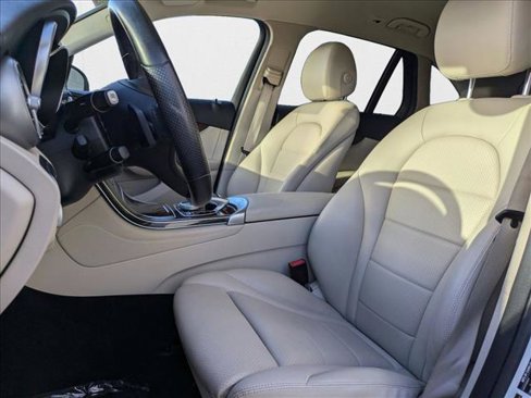 Certified 2017 Mercedes-Benz GLC 300 image 10
