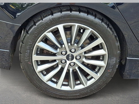 Used 2017 Lincoln MKZ Premiere image 8