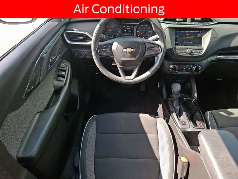 Used 2021 Chevrolet TrailBlazer LS image 11
