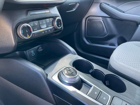 Certified 2022 Ford Escape SE w/ SE Sport Appearance Package image 67