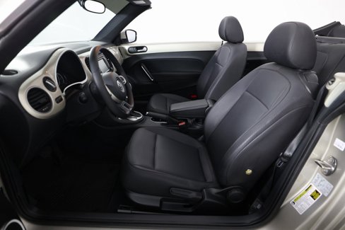 Used 2015 Volkswagen Beetle 1.8T image 18