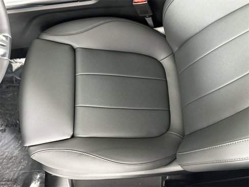 Certified 2025 Mercedes-Benz GLA 250 image 18