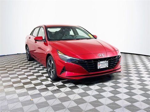 Used 2023 Hyundai Elantra SEL w/ Convenience Package image 7