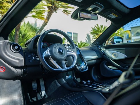 Used 2025 McLaren GTS image 8