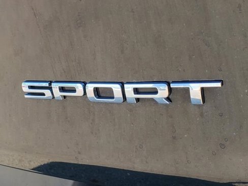 Used 2018 Jeep Cherokee Sport w/ Cold Weather Group image 6