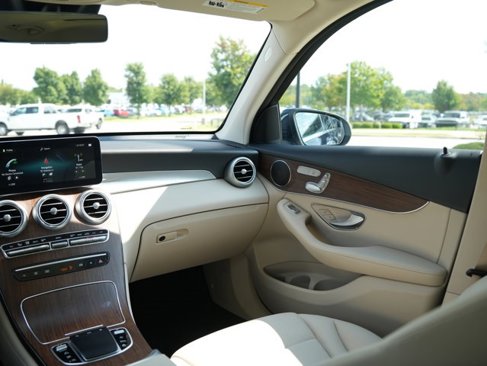 Certified 2022 Mercedes-Benz GLC 300 4MATIC image 21