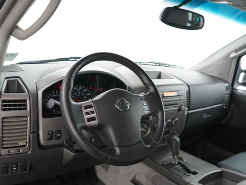 Used 2004 Nissan Titan SE image 20