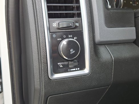 Used 2019 RAM 1500 Classic Warlock w/ Luxury Group image 29