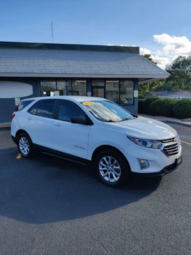 Used 2020 Chevrolet Equinox LS image 2