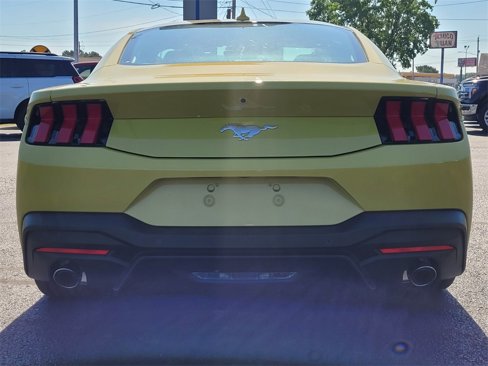 New 2025 Ford Mustang Coupe image 4
