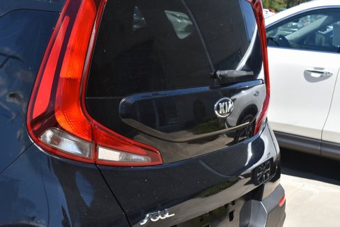 Used 2020 Kia Soul LX image 15