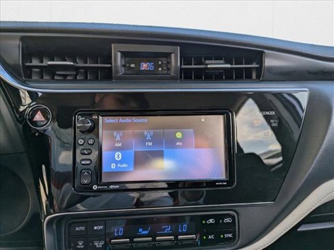 Used 2017 Toyota Corolla iM image 14