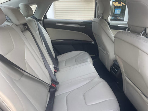 Used 2015 Ford Fusion Titanium image 12