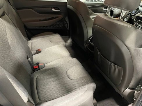 Used 2019 Hyundai Santa Fe SE image 16