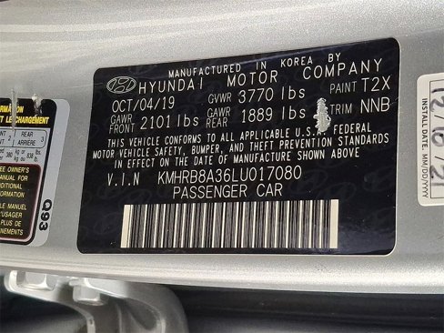 Used 2020 Hyundai Venue SE image 26