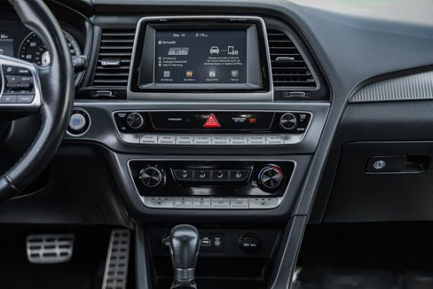 Used 2018 Hyundai Sonata Sport image 21