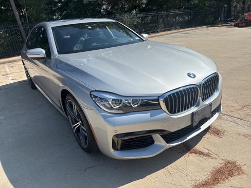 Used 2019 BMW 740i w/ Executive Package image 1