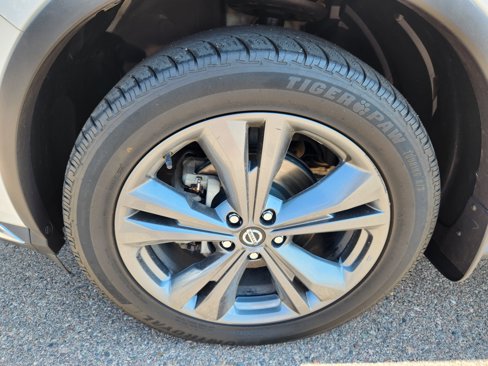 Used 2020 Nissan Murano Platinum image 17