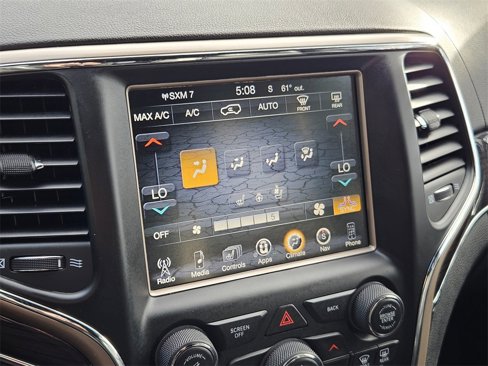 Used 2017 Jeep Grand Cherokee Overland image 23