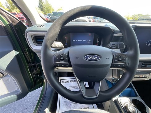 New 2025 Ford Maverick XLT image 14