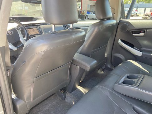 Used 2010 Toyota Prius Five image 10