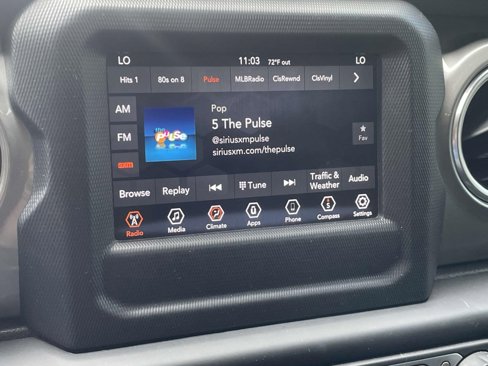 Used 2020 Jeep Wrangler Unlimited Sahara image 17