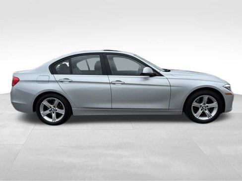 Used 2014 BMW 320i xDrive Sedan image 5