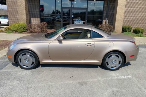 Used 2002 Lexus SC 430 Convertible image 9