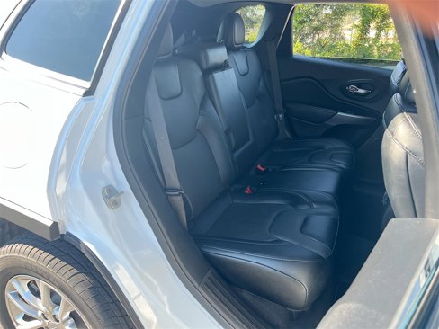 Used 2022 Jeep Cherokee Latitude Lux image 25