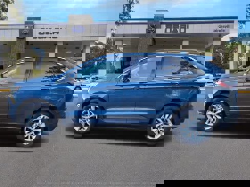 Used 2016 Ford Edge SEL w/ Equipment Group 201A image 2