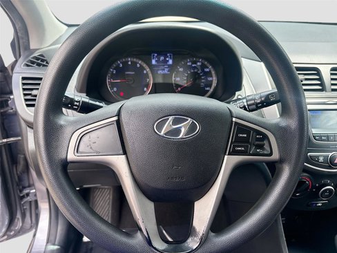 Used 2016 Hyundai Accent SE image 12
